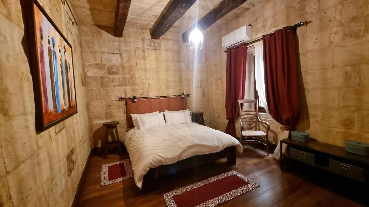 Vallettacharme - 2 Bedrooms Flat In The Heart Of The City Apartment Valletta